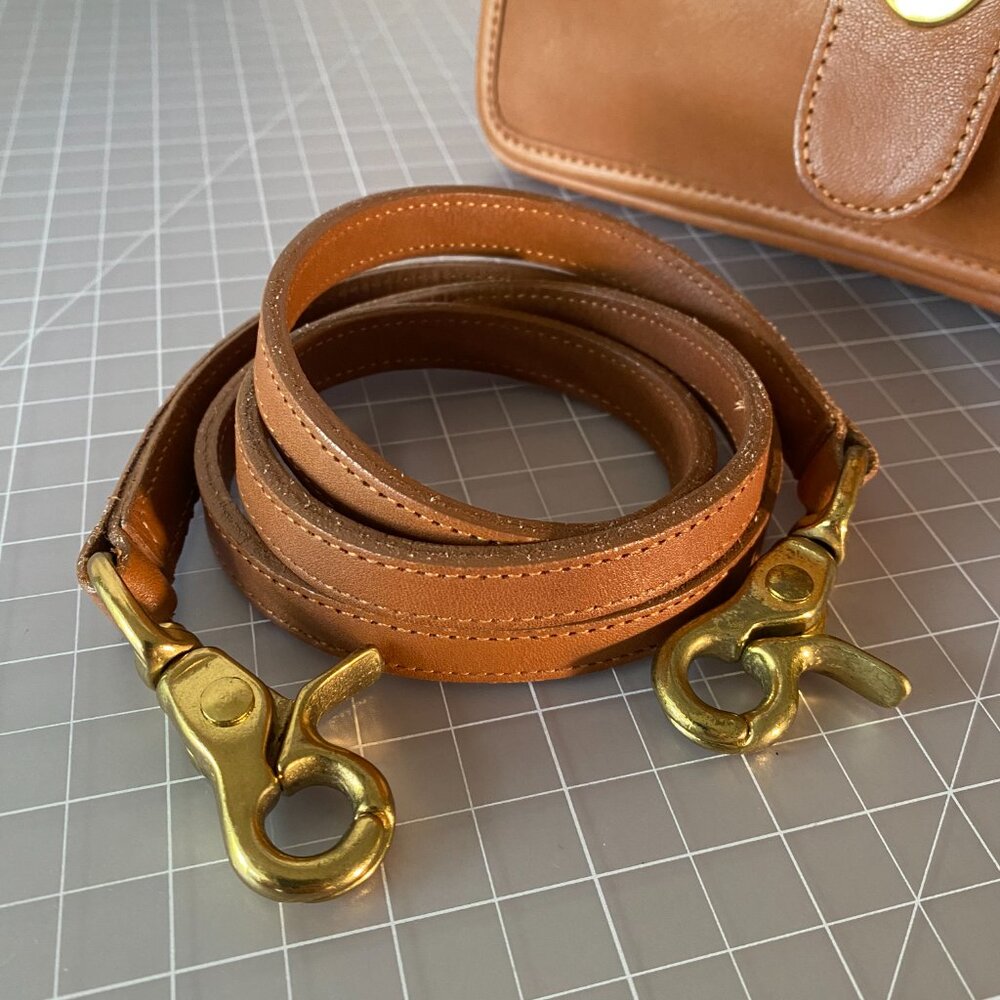 Coach Vintage 5130 Station Leather Crossbody Bag Purse Light Brown - Picture 8 of 16